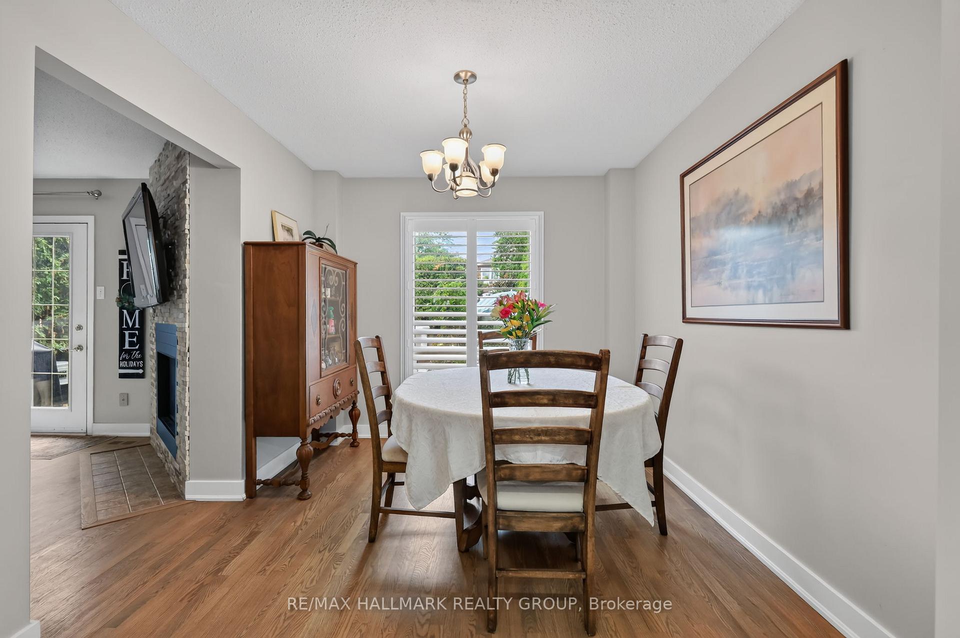 Photo 11 of 1084 St Germain Crescent, Ottawa, Convent Glen North — HOMEH