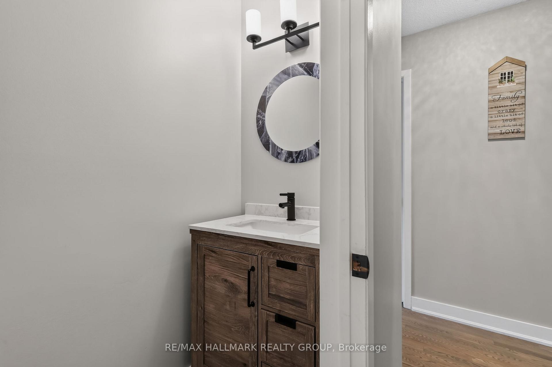 Photo 16 of 1084 St Germain Crescent, Ottawa, Convent Glen North — HOMEH
