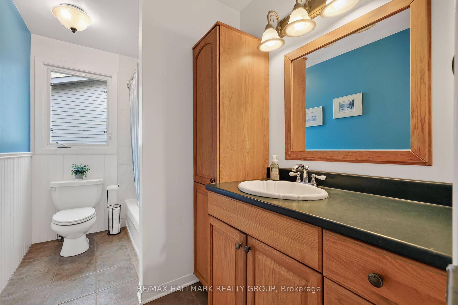 Photo 26 of 1084 St Germain Crescent, Ottawa, Convent Glen North — HOMEH