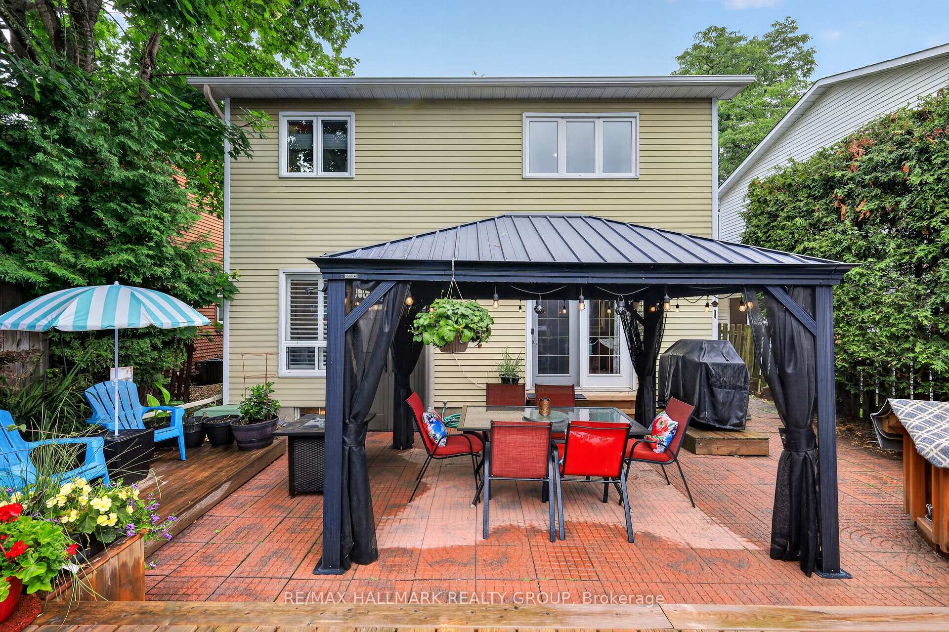 Photo 39 of 1084 St Germain Crescent, Ottawa, Convent Glen North — HOMEH