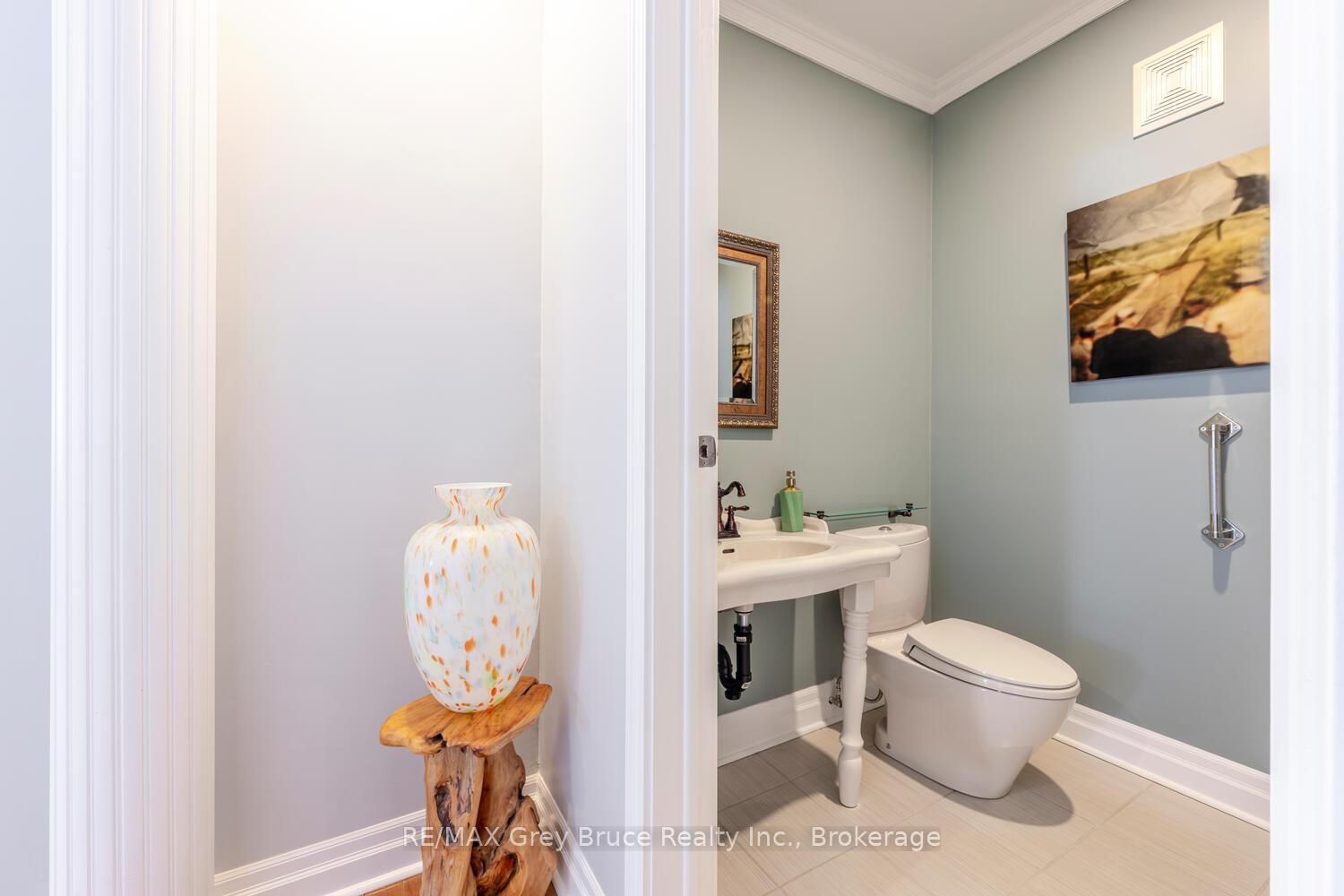Photo 10 of 424 Huron Road, South Bruce Peninsula — HOMEH