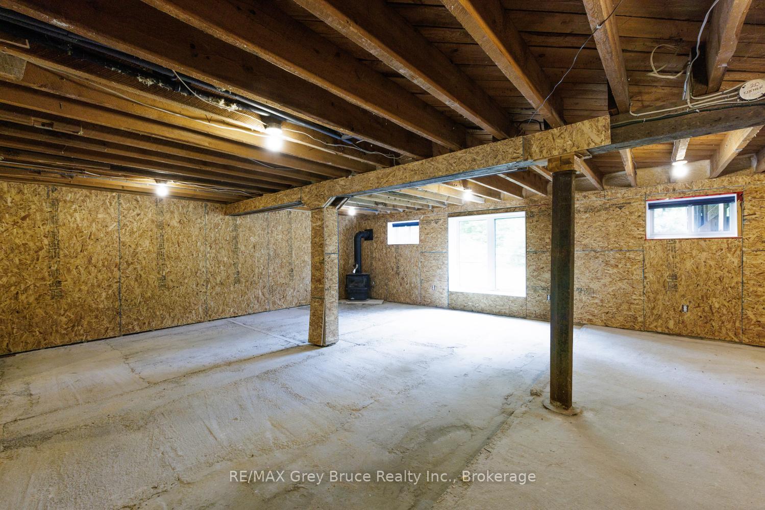 Photo 35 of 424 Huron Road, South Bruce Peninsula — HOMEH
