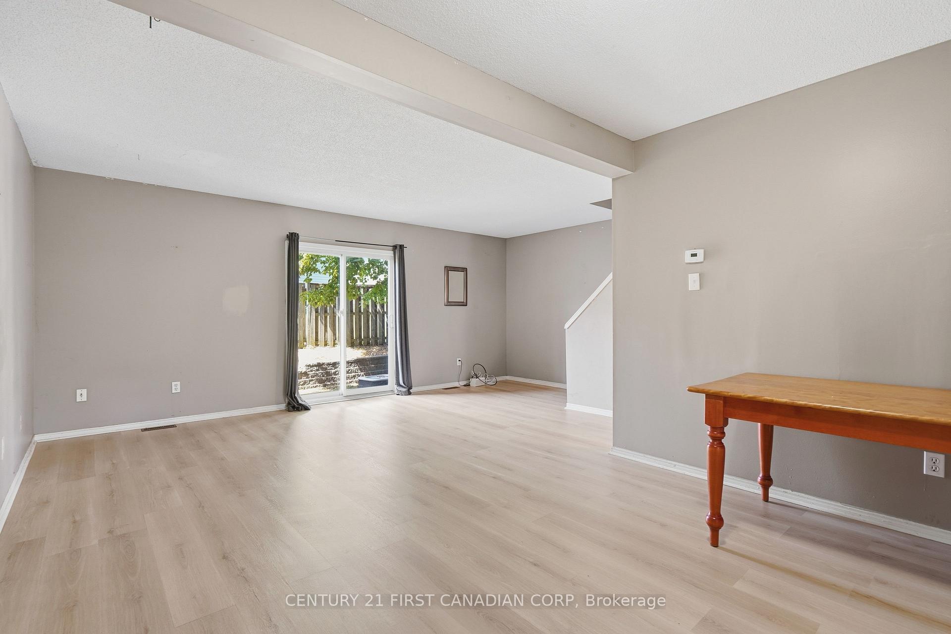 Photo 8 of Unit 25, 190 Fleming Drive, London, East D — HOMEH