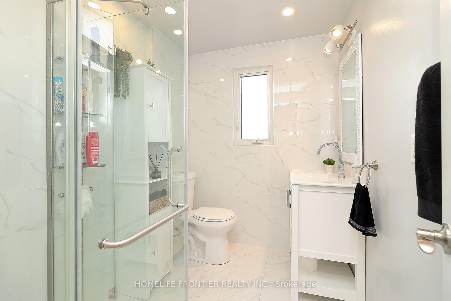 Photo 16 of 12 Porter Avenue, Toronto, Rockcliffe-Smythe — HOMEH