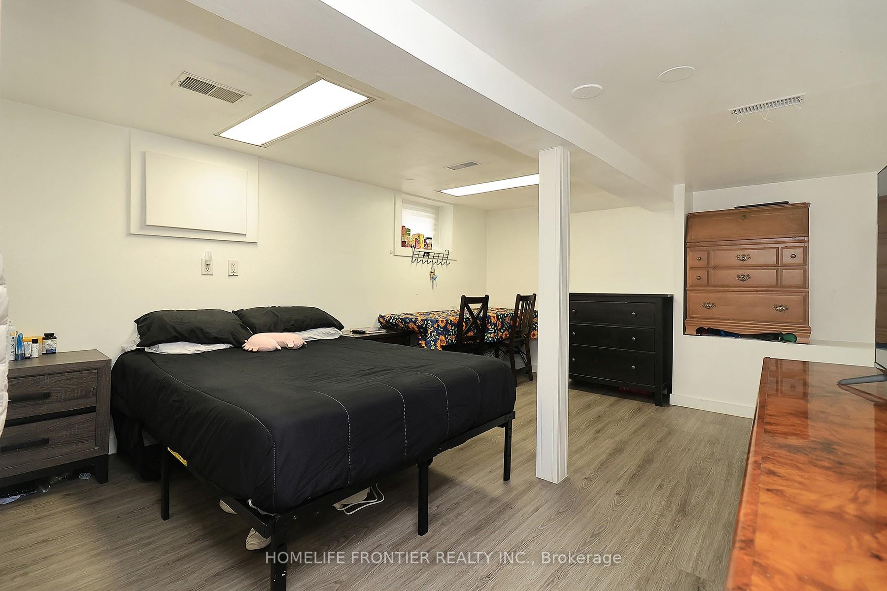 Photo 20 of 12 Porter Avenue, Toronto, Rockcliffe-Smythe — HOMEH