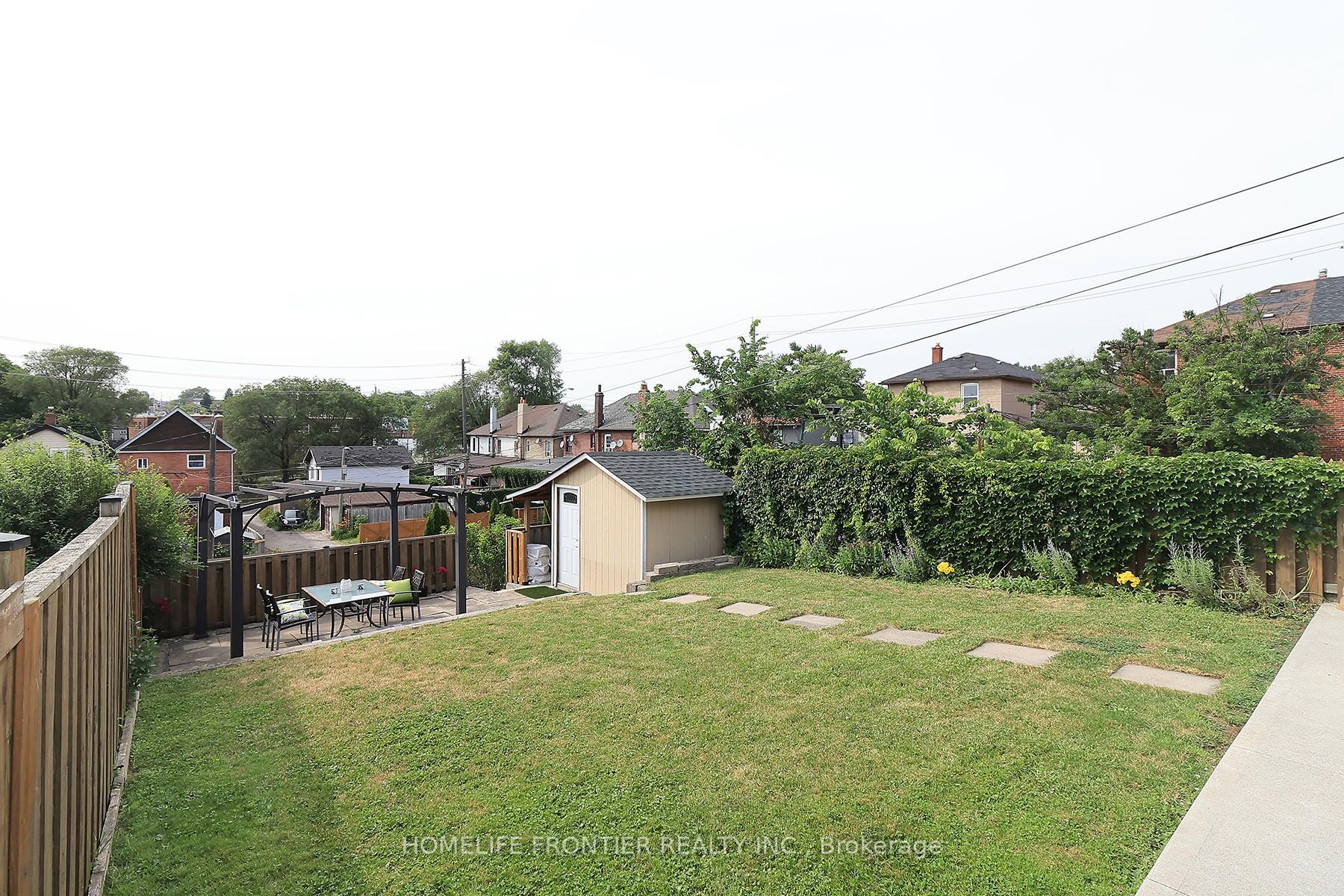 Photo 23 of 12 Porter Avenue, Toronto, Rockcliffe-Smythe — HOMEH