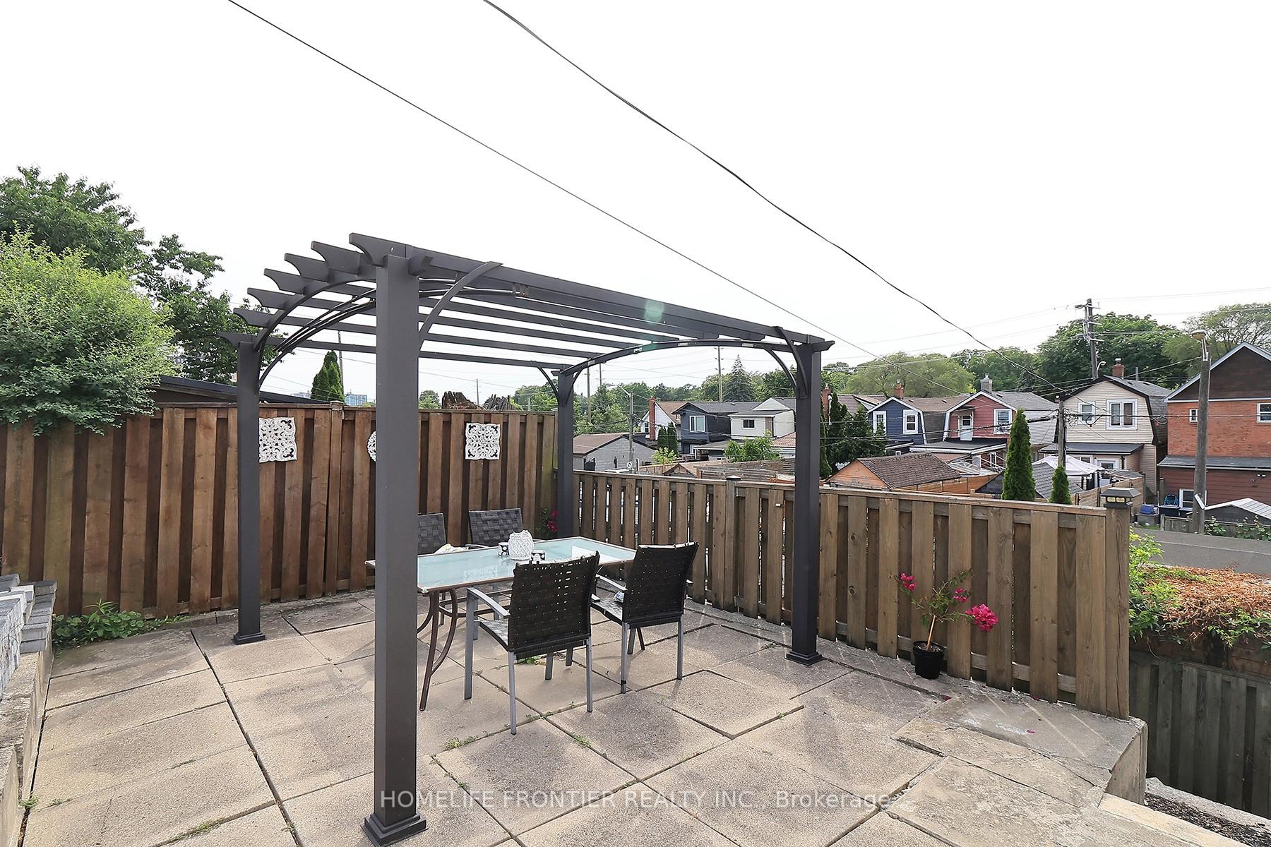 Photo 25 of 12 Porter Avenue, Toronto, Rockcliffe-Smythe — HOMEH