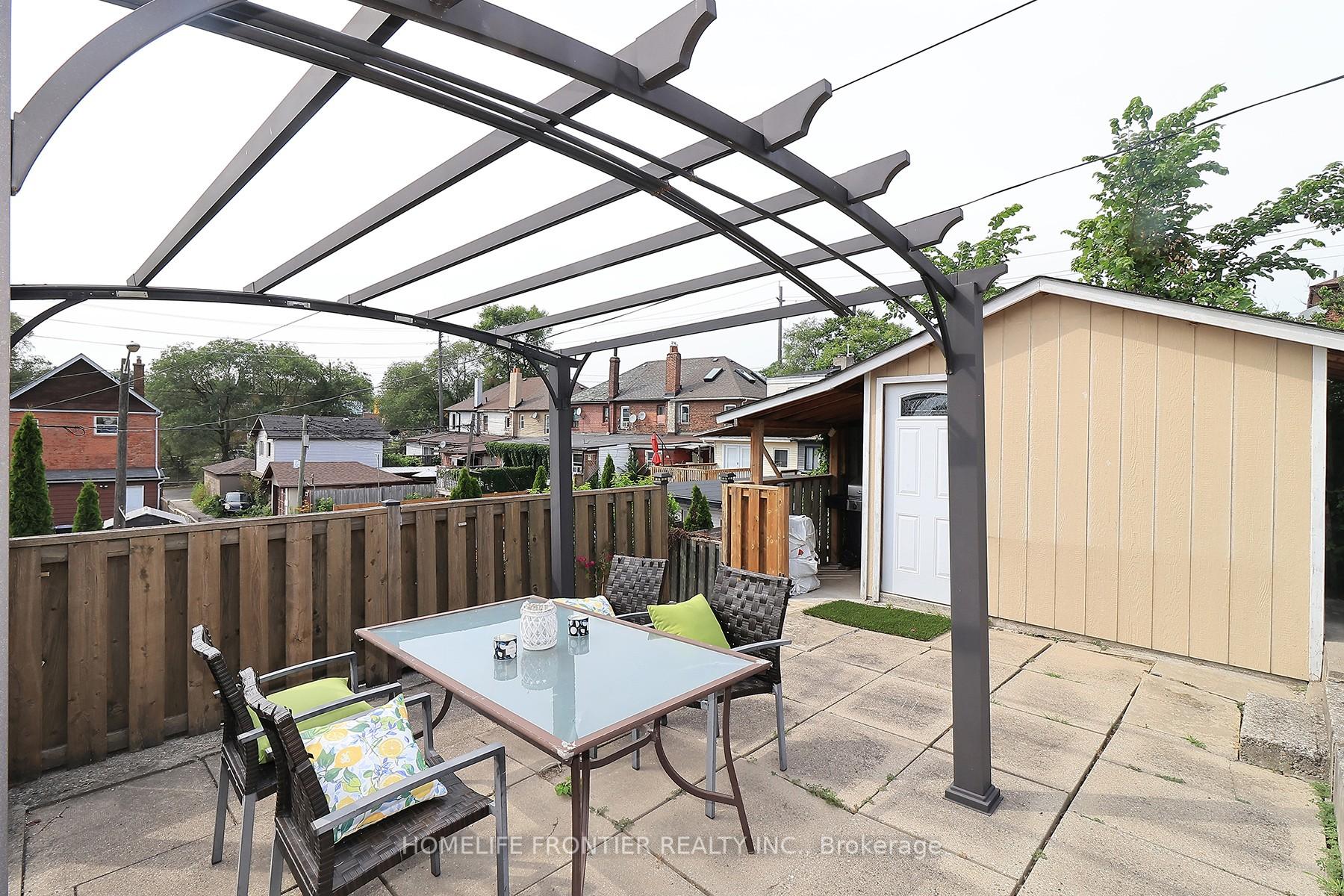 Photo 26 of 12 Porter Avenue, Toronto, Rockcliffe-Smythe — HOMEH