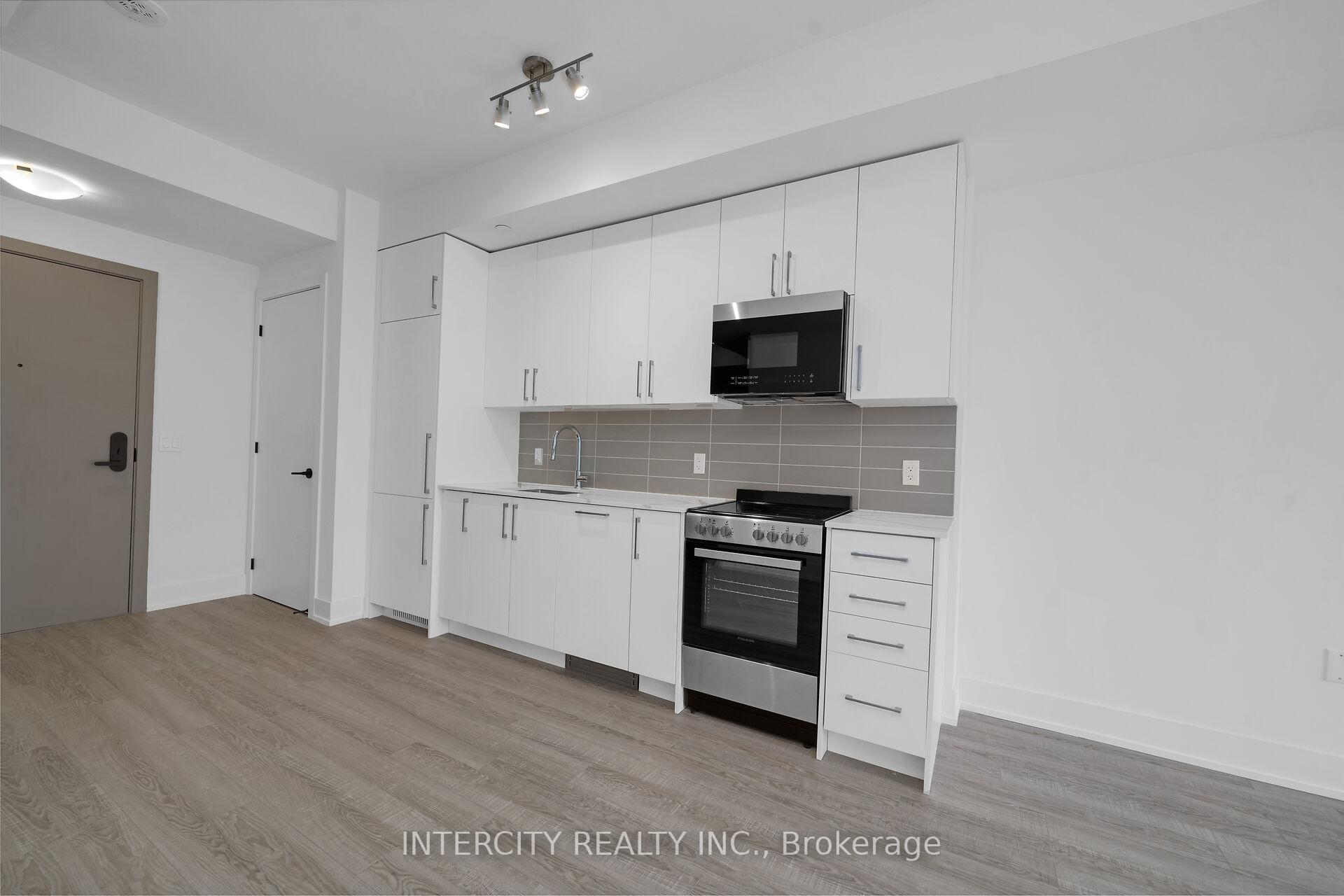 Photo 15 of Unit 230, 2075 King Road, King, King City — HOMEH