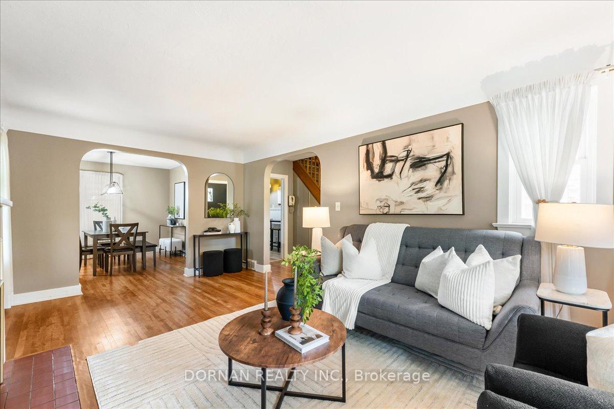 Photo 5 of 470 King Street E, Oshawa, O'Neill — HOMEH