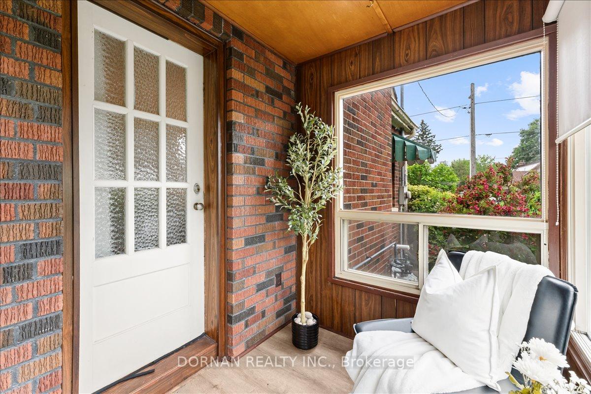 Photo 11 of 470 King Street E, Oshawa, O'Neill — HOMEH