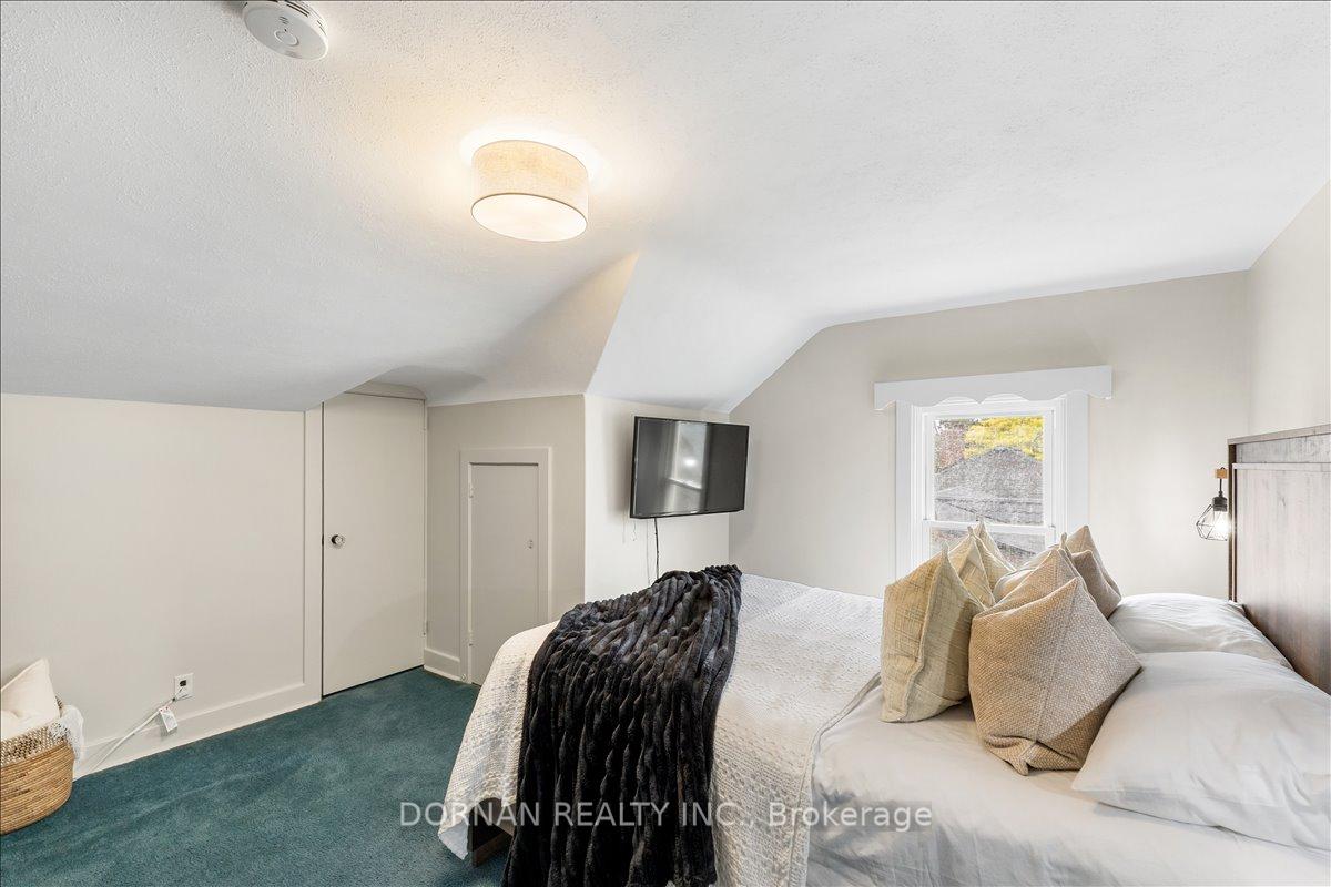 Photo 16 of 470 King Street E, Oshawa, O'Neill — HOMEH