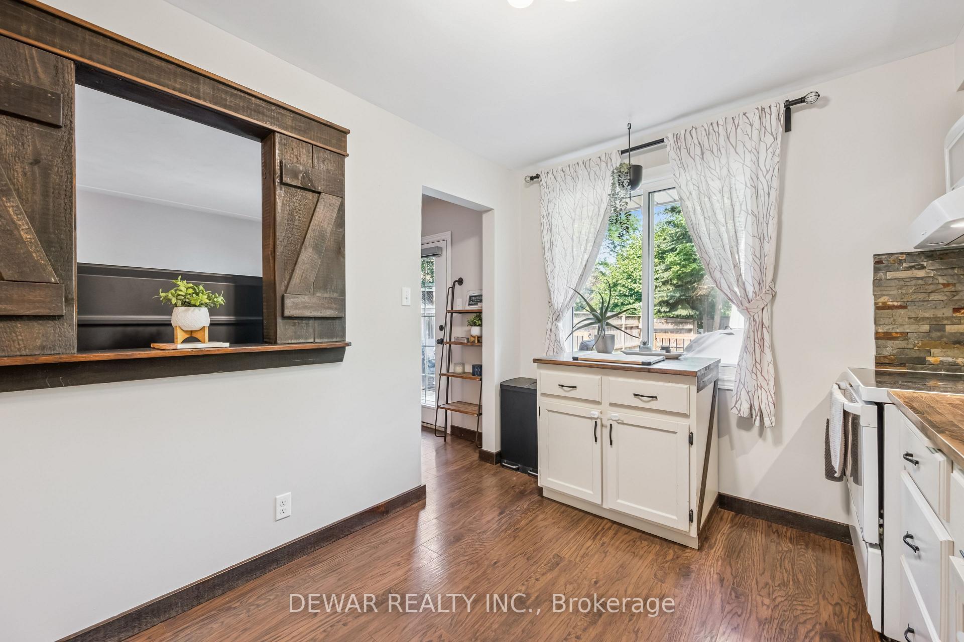 Photo 19 of Unit 3, 13 Centre Street, Woolwich, Elmira — HOMEH