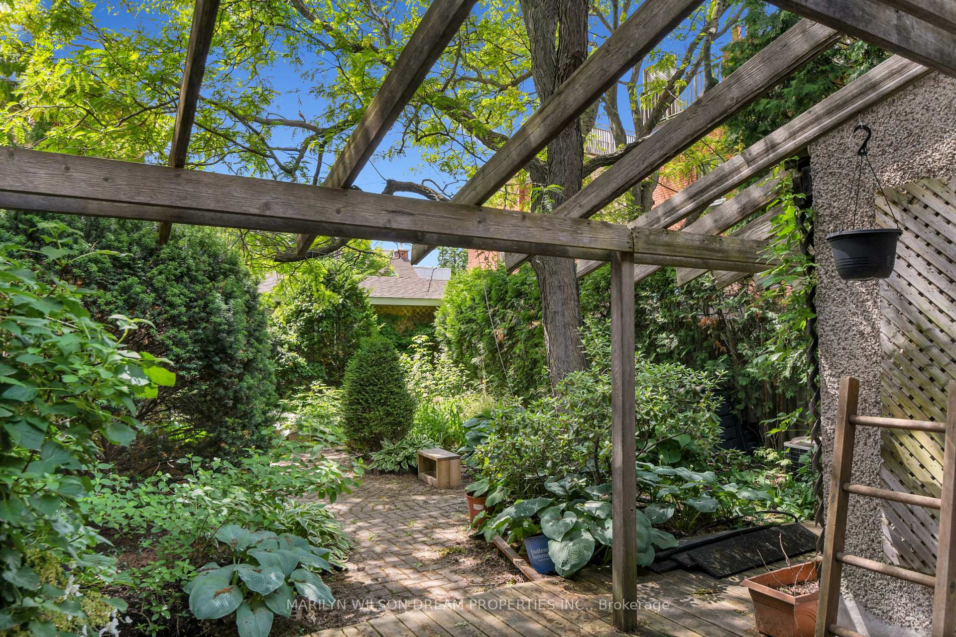 Photo 5 of 60 Queen Elizabeth Driveway Drive, Ottawa — HOMEH