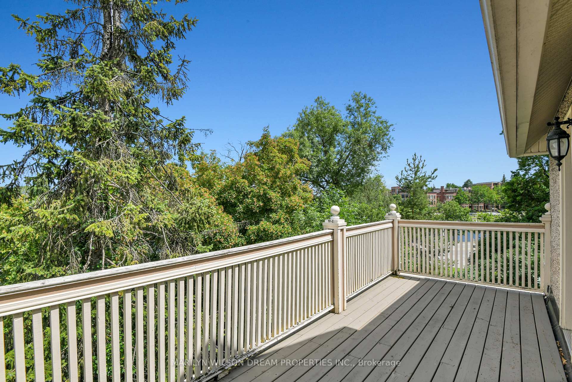 Photo 23 of 60 Queen Elizabeth Driveway Drive, Ottawa — HOMEH
