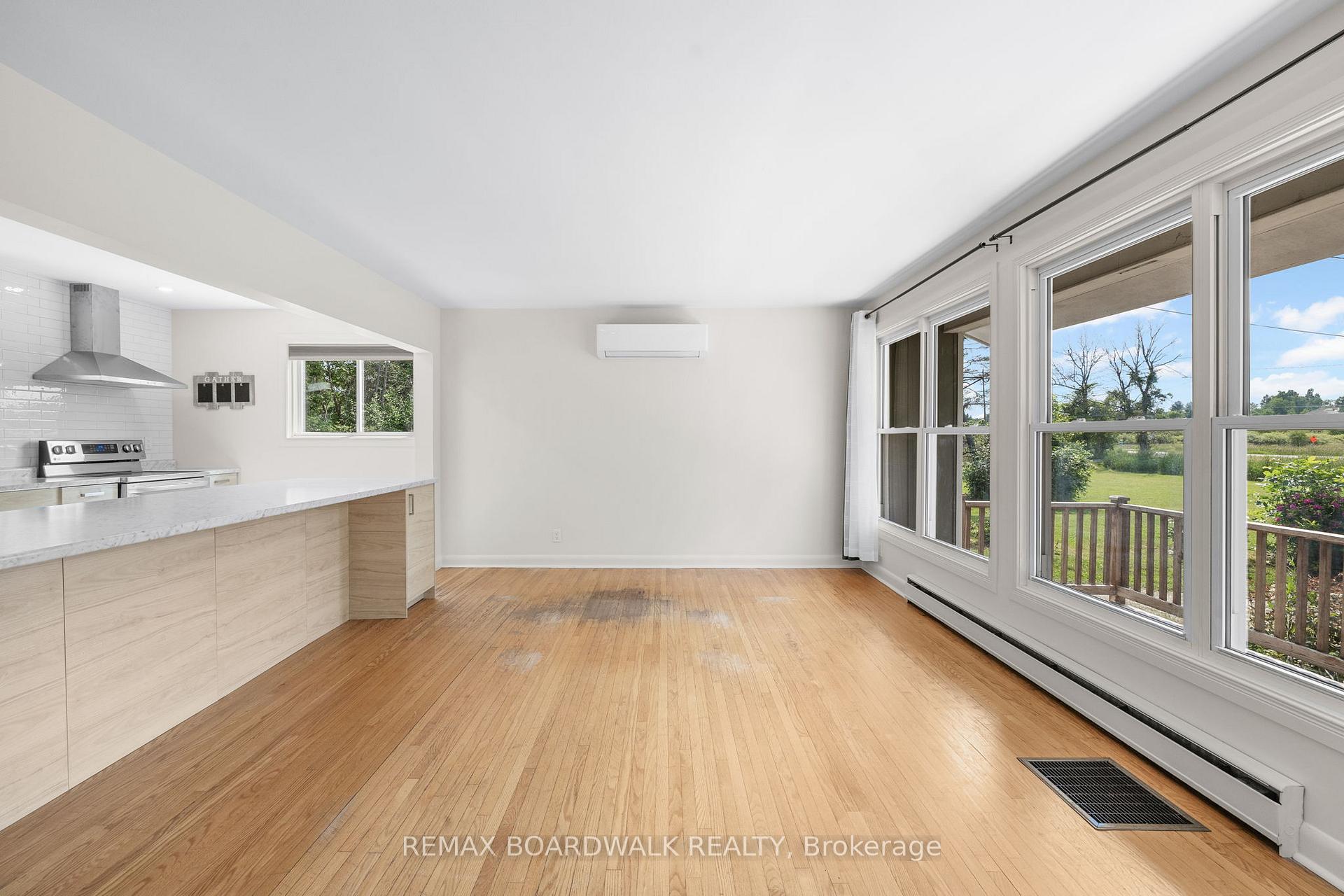 Photo 6 of 24 North Street N, Perth, Perth — HOMEH