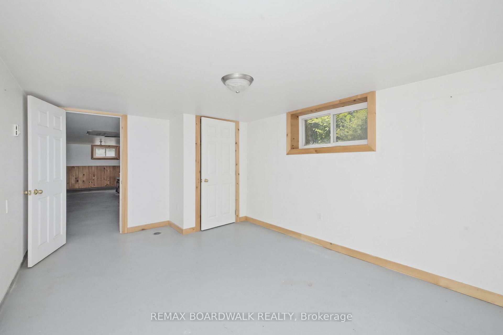 Photo 21 of 24 North Street N, Perth, Perth — HOMEH