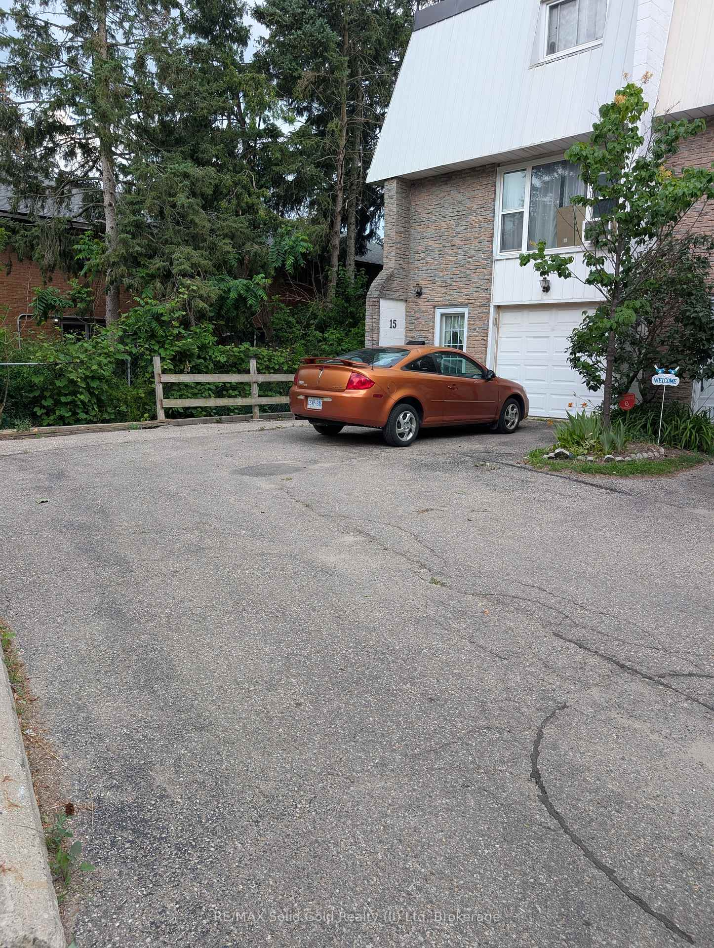 Photo 3 of Unit 15, 70 Morgan Avenue, Kitchener, Chicopee/Freeport — HOMEH