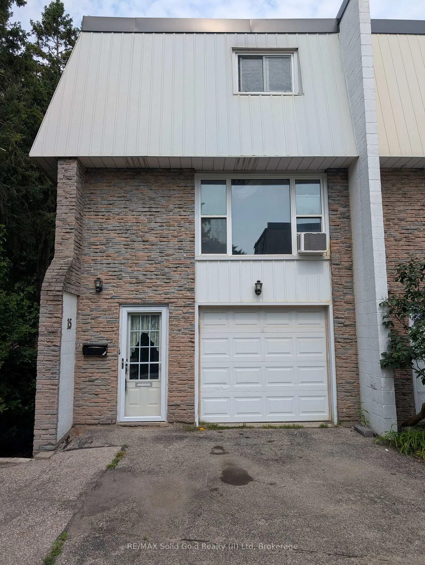Photo 1 of Unit 15, 70 Morgan Avenue, Kitchener, Chicopee/Freeport — HOMEH