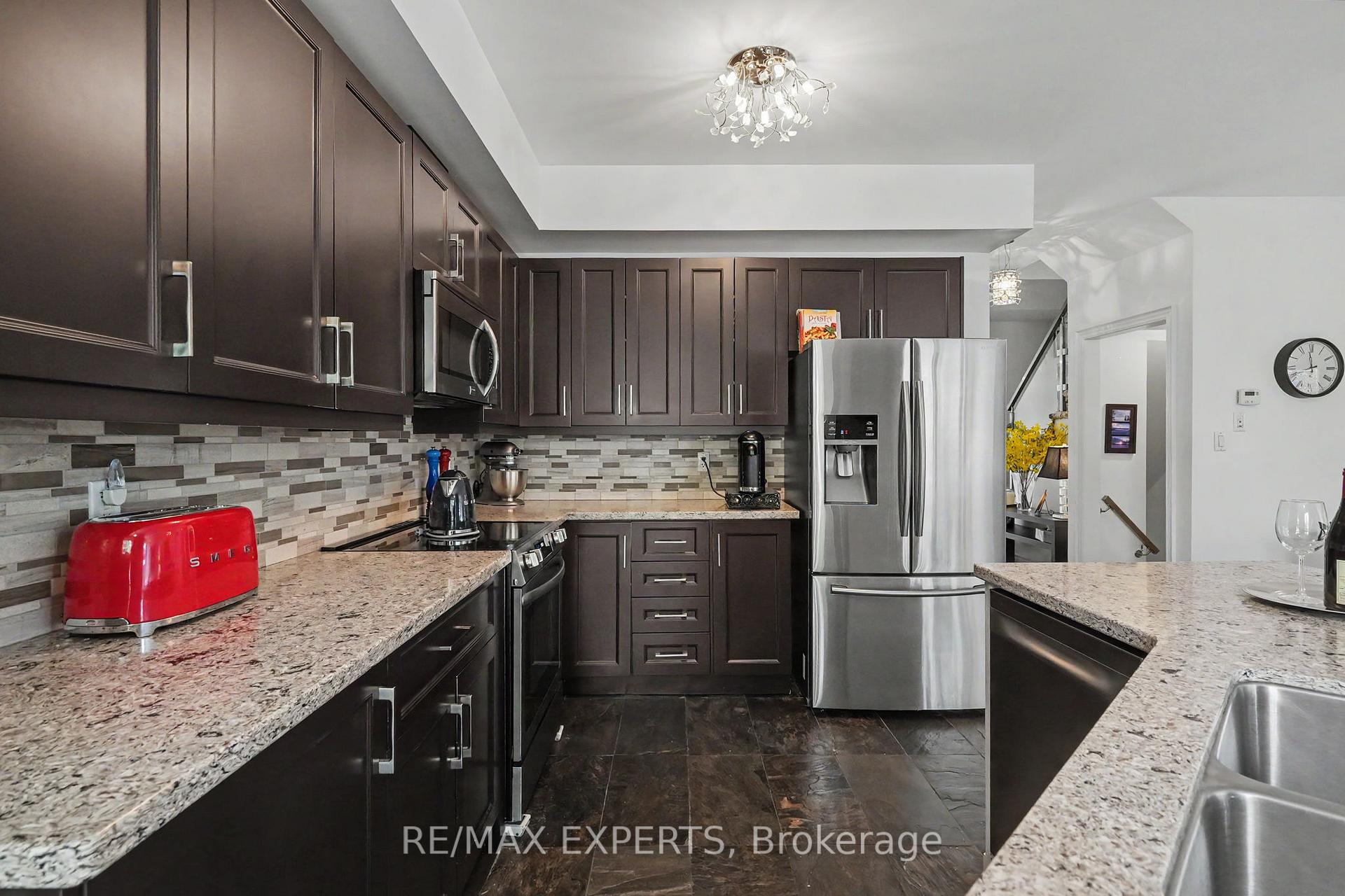 Photo 12 of 58 Savannah Crescent, Wasaga Beach — HOMEH
