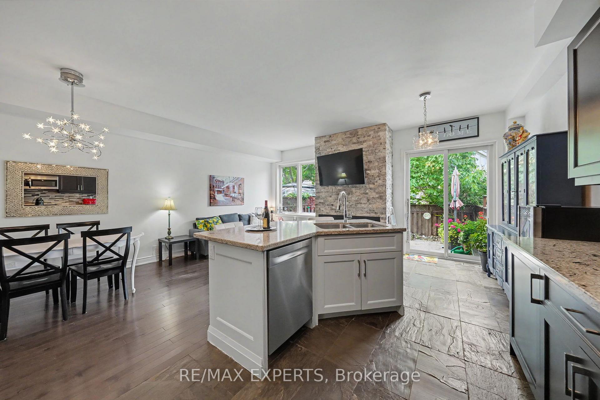 Photo 14 of 58 Savannah Crescent, Wasaga Beach — HOMEH