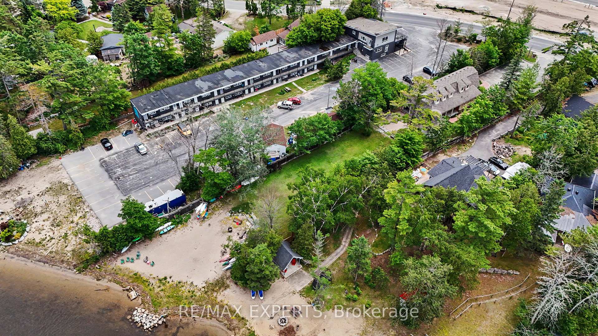 Photo 41 of 58 Savannah Crescent, Wasaga Beach — HOMEH