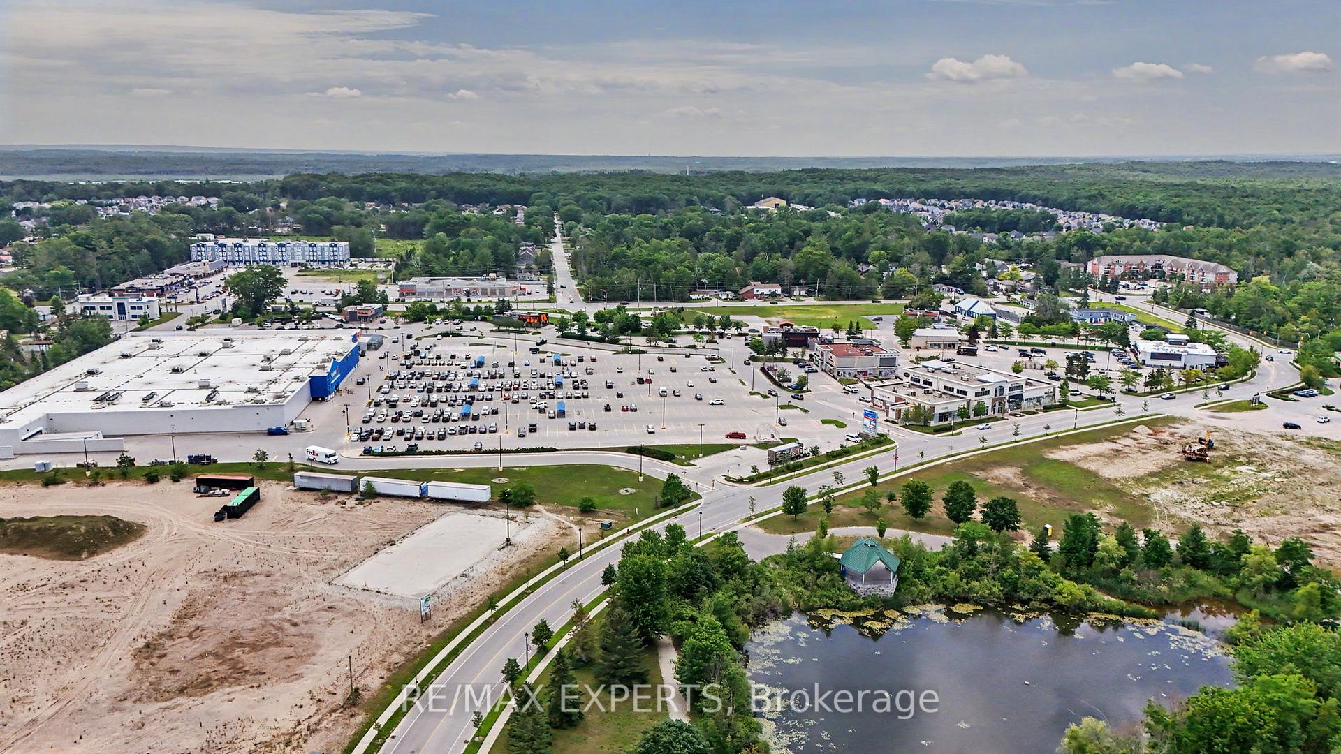 Photo 42 of 58 Savannah Crescent, Wasaga Beach — HOMEH