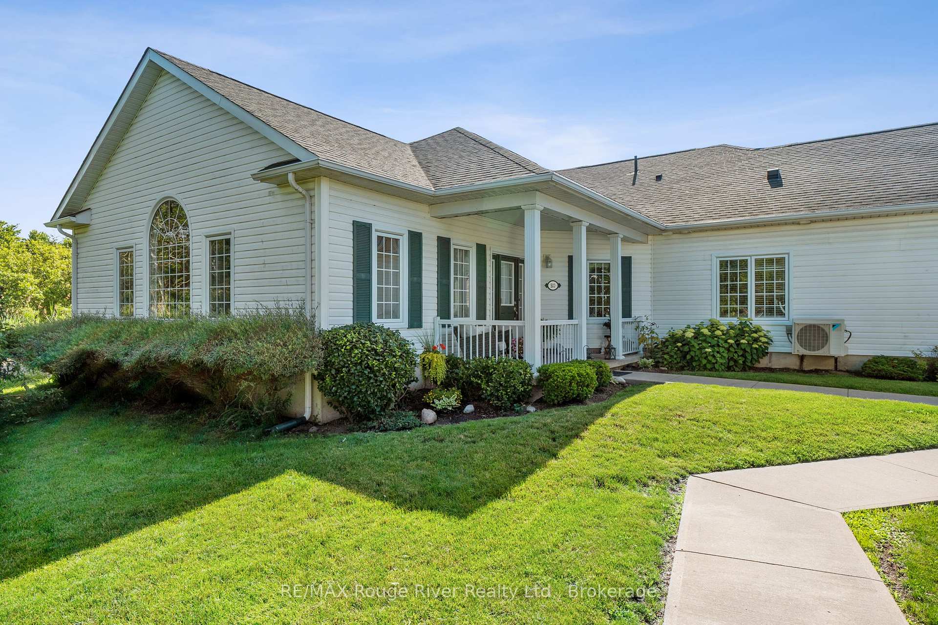 Photo 8 of Unit 503, 325 Densmore Road, Cobourg — HOMEH