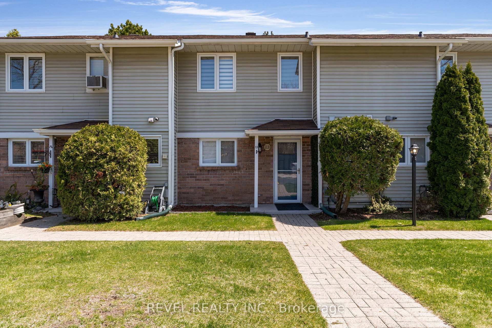 Photo 1 of Unit 13, 39 28th Street S, Wasaga Beach — HOMEH
