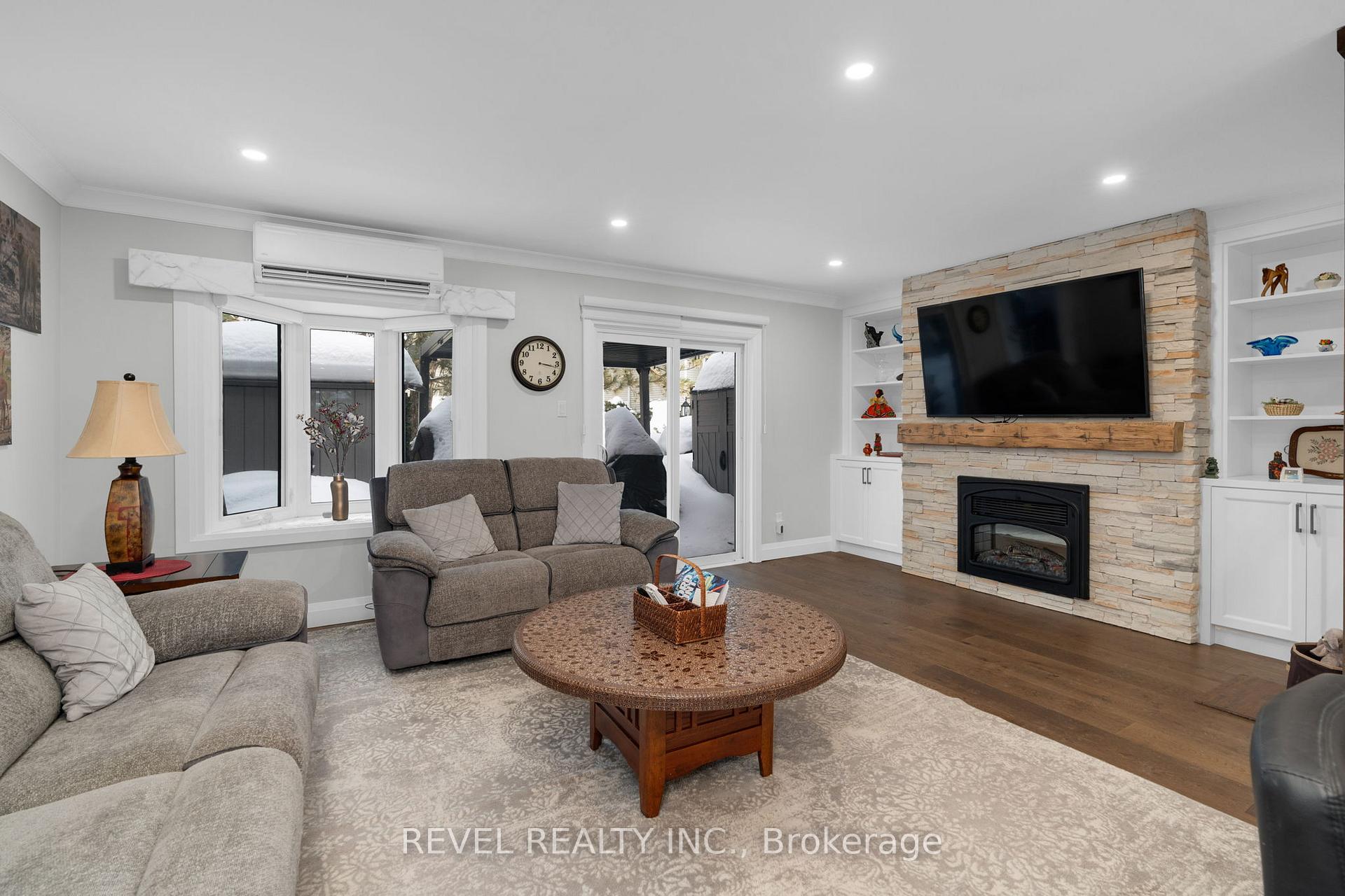 Photo 11 of Unit 13, 39 28th Street S, Wasaga Beach — HOMEH