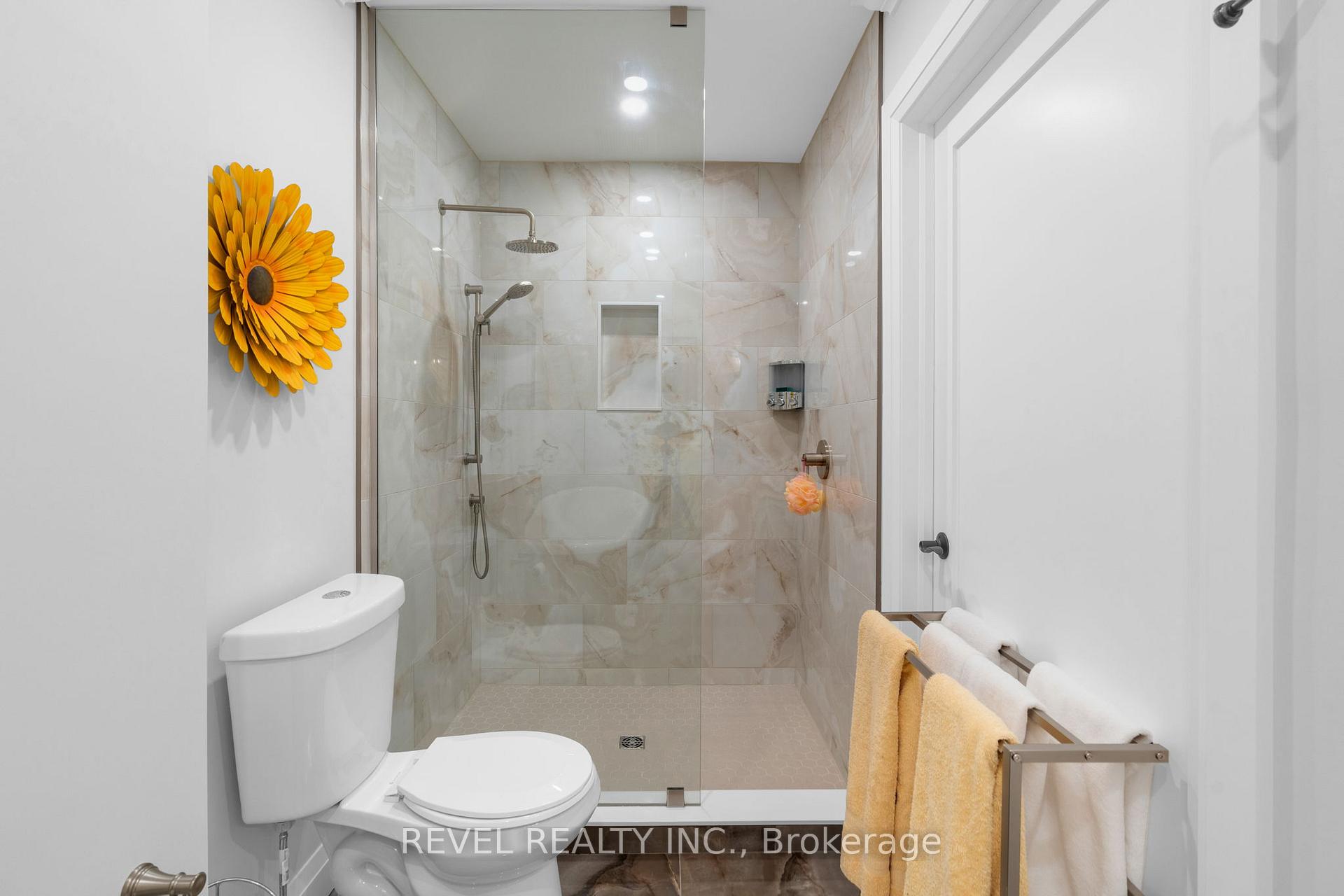 Photo 23 of Unit 13, 39 28th Street S, Wasaga Beach — HOMEH