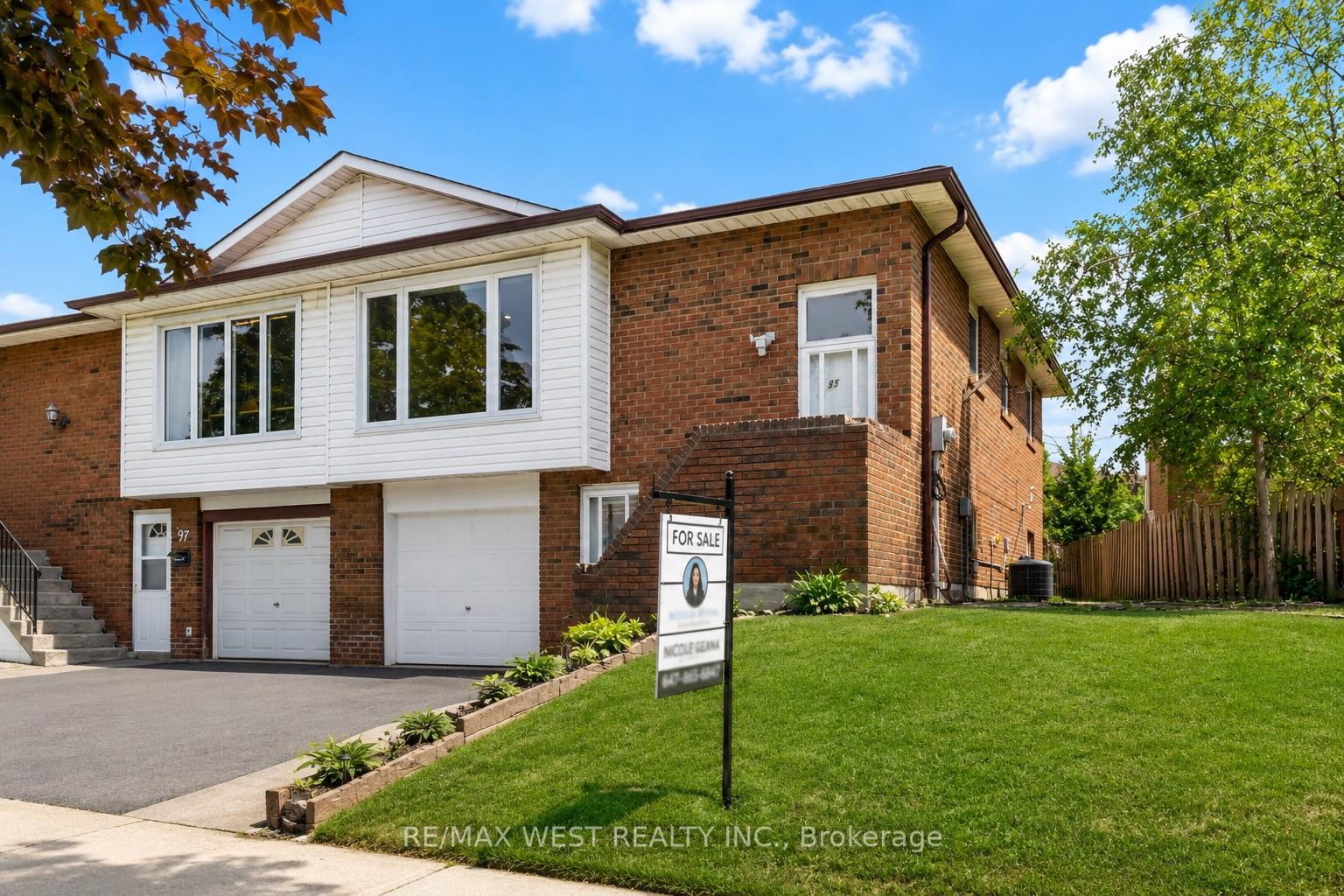 Photo 2 of 95 Crayford Drive, Scarborough, Steeles — HOMEH