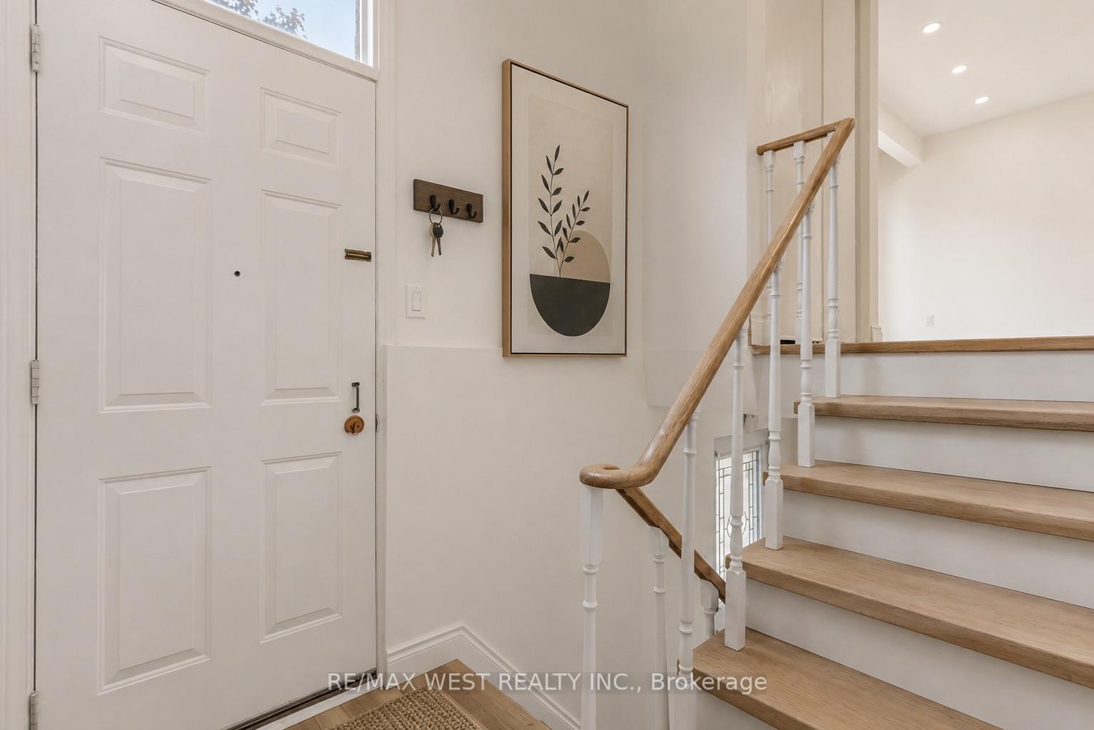 Photo 4 of 95 Crayford Drive, Scarborough, Steeles — HOMEH