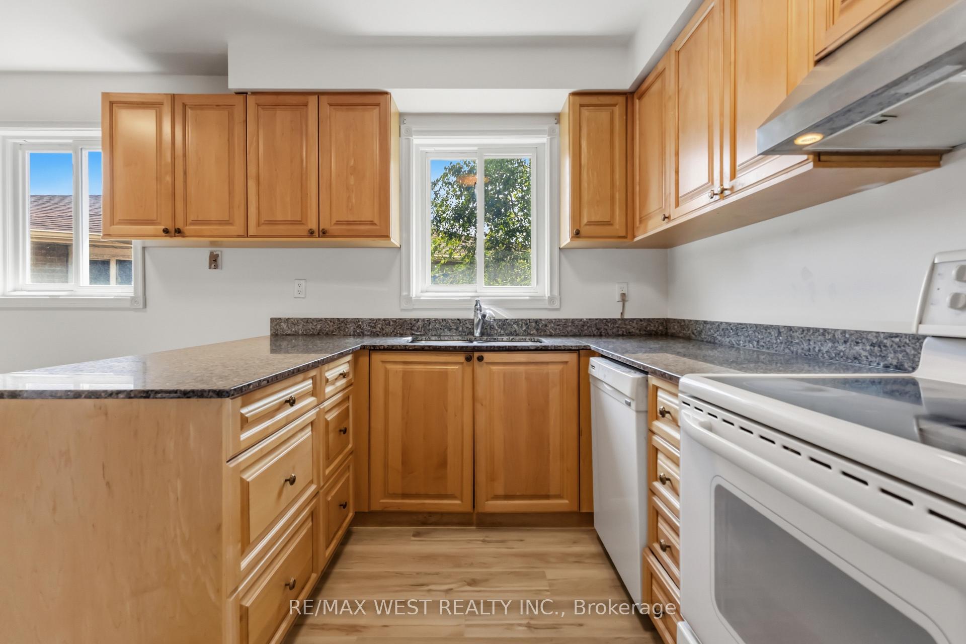 Photo 8 of 95 Crayford Drive, Scarborough, Steeles — HOMEH