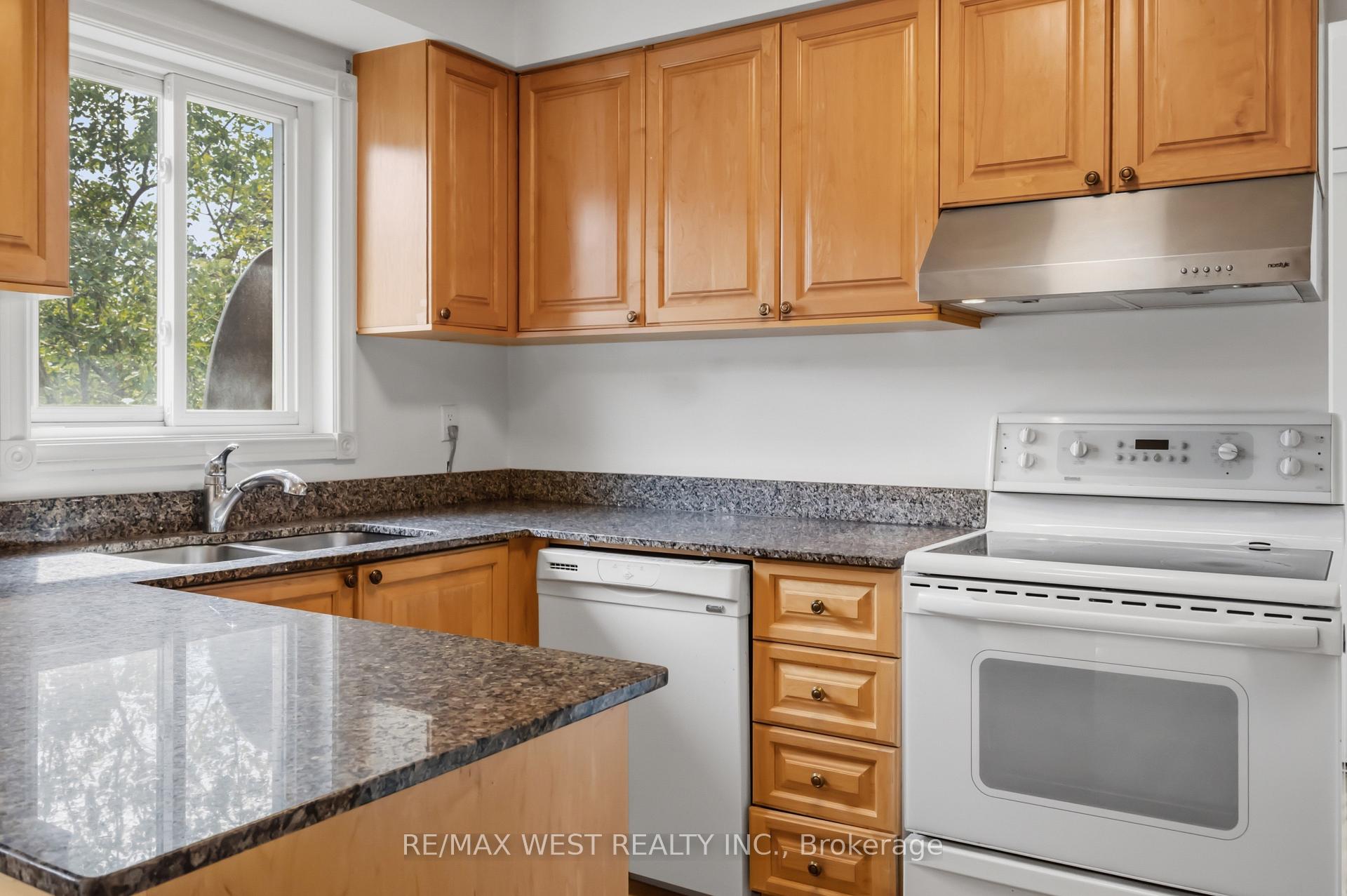 Photo 9 of 95 Crayford Drive, Scarborough, Steeles — HOMEH
