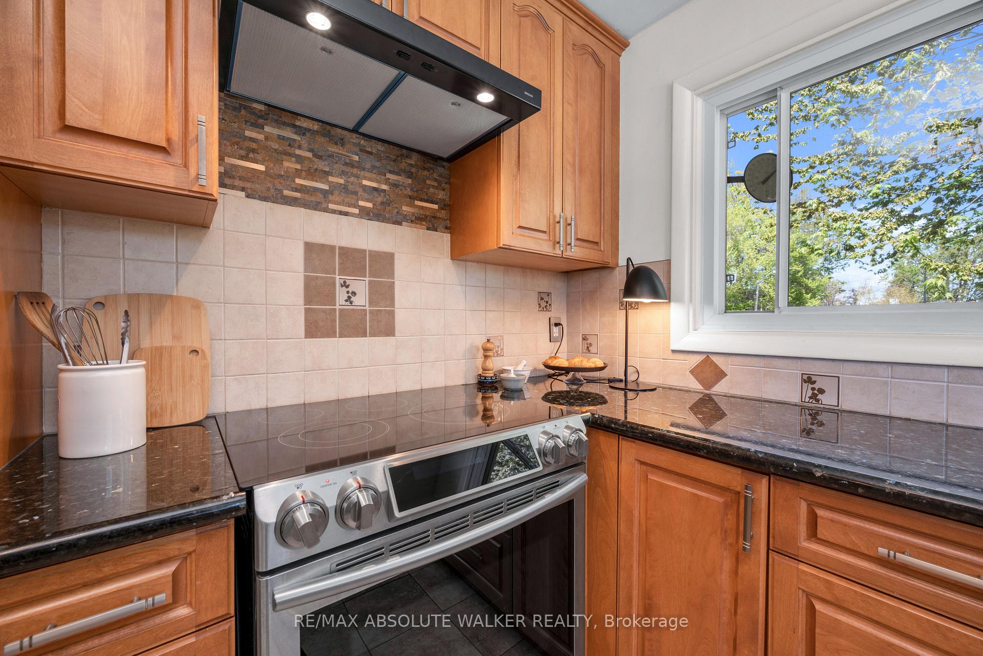 Photo 13 of 26 Riverdale Avenue, Ottawa, Ottawa East — HOMEH