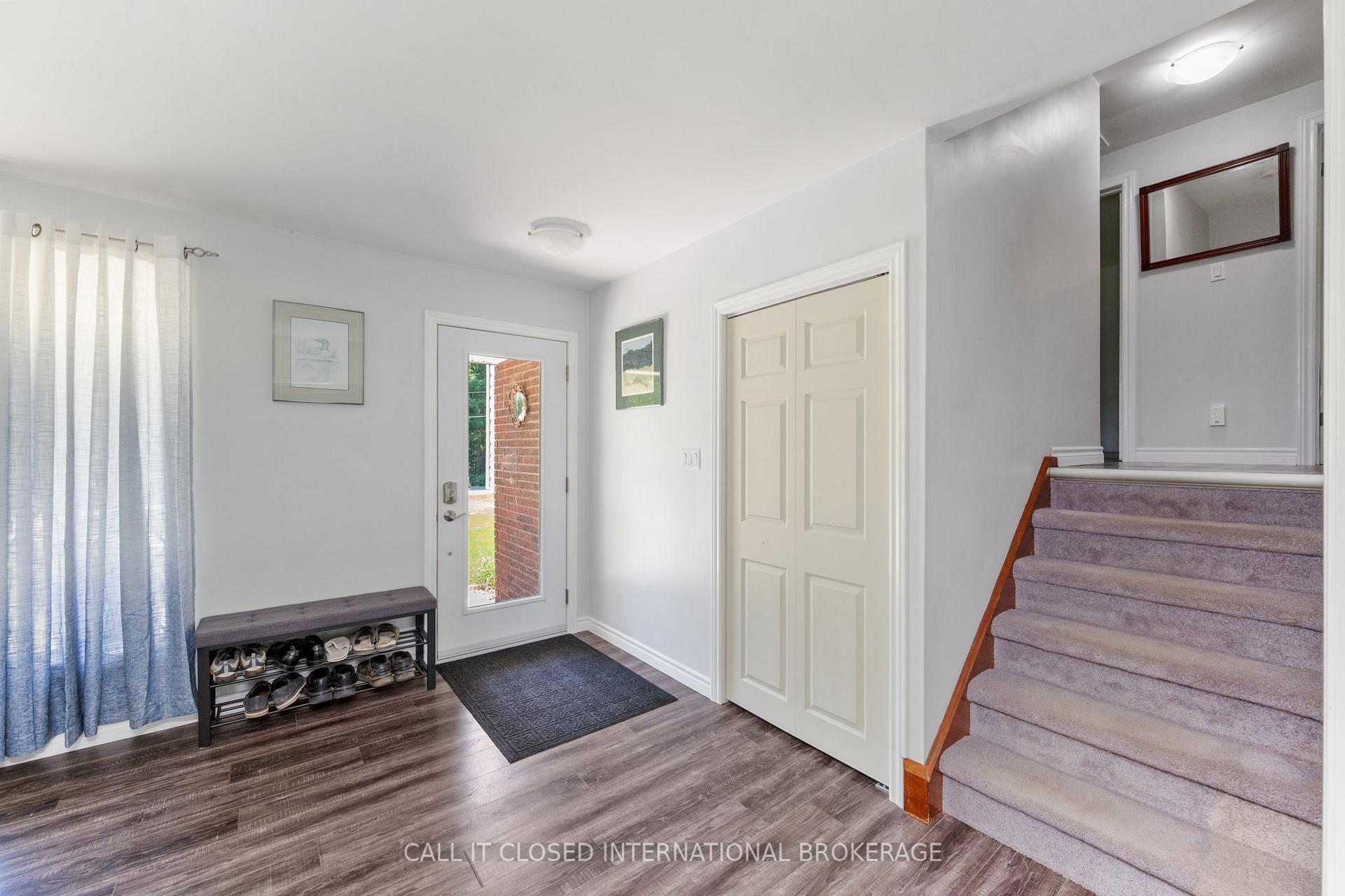 Photo 8 of 17 Karen Street, Central Elgin, Rural Central Elgin — HOMEH