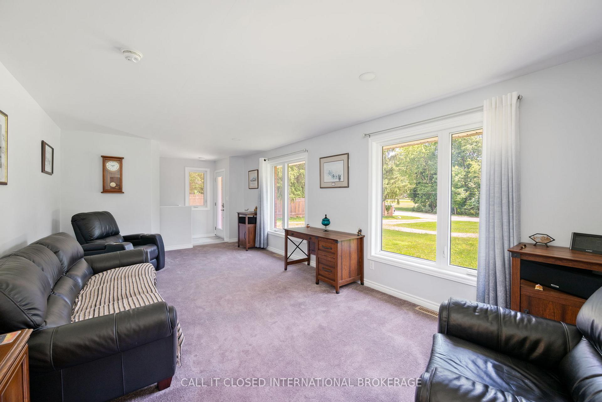 Photo 15 of 17 Karen Street, Central Elgin, Rural Central Elgin — HOMEH