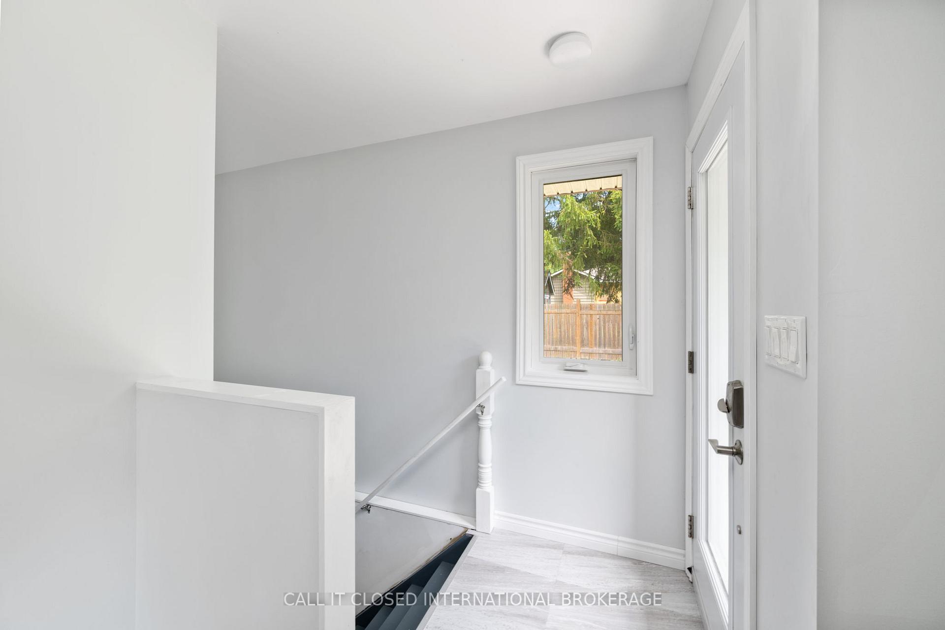 Photo 34 of 17 Karen Street, Central Elgin, Rural Central Elgin — HOMEH