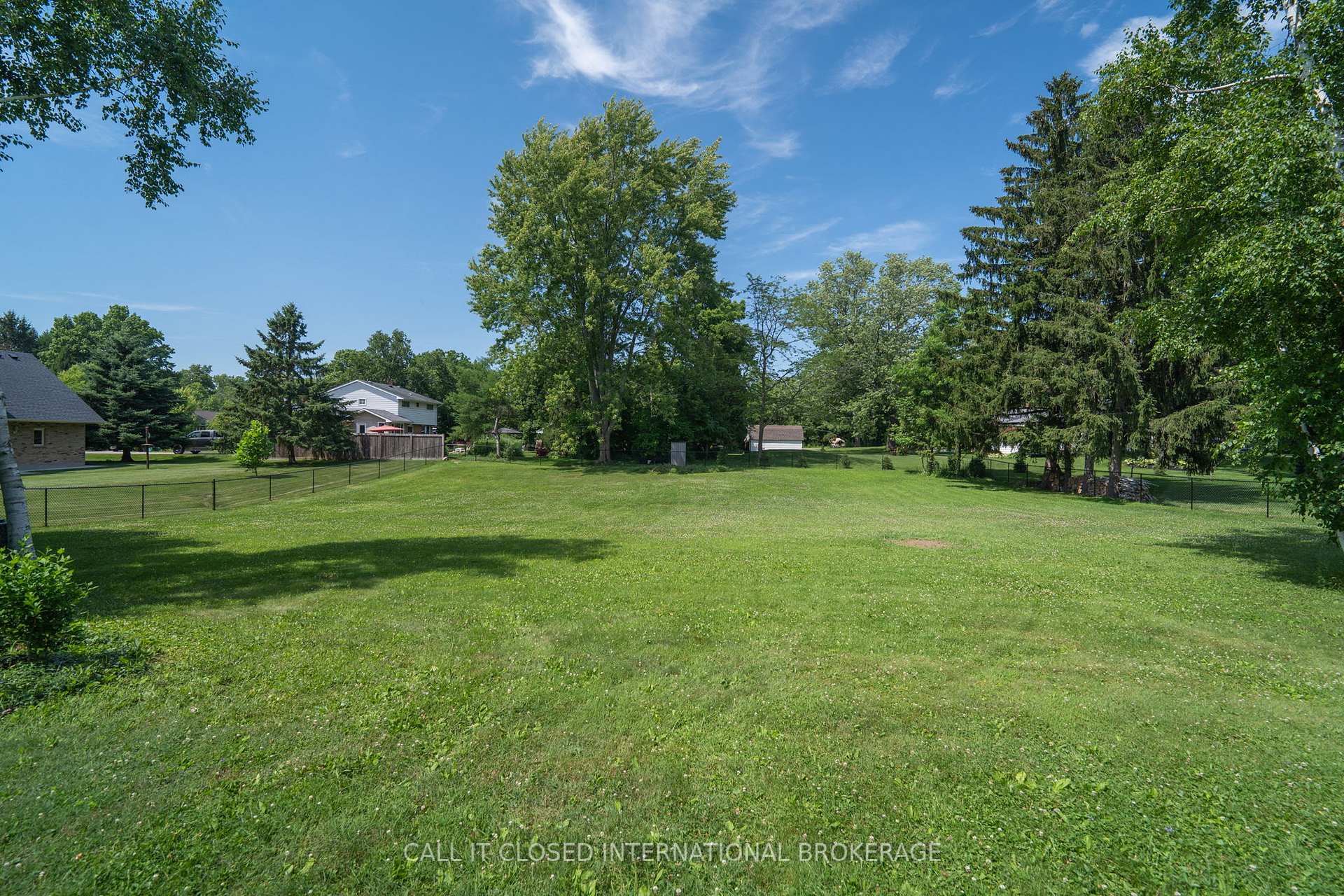 Photo 38 of 17 Karen Street, Central Elgin, Rural Central Elgin — HOMEH