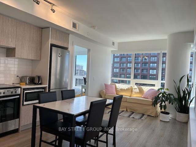 Photo 8 of Unit 1802, 395 Bloor Street E, Toronto, North St. James Town — HOMEH