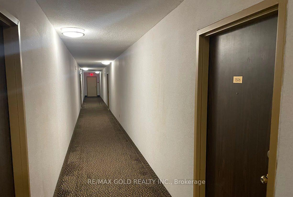Front of Unit 1506, 1250 Bridletowne Circle