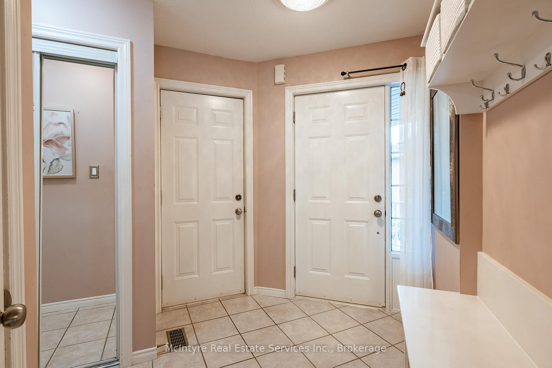 Photo 5 of 171 McNichol Drive, Cambridge, Little's Corners — HOMEH