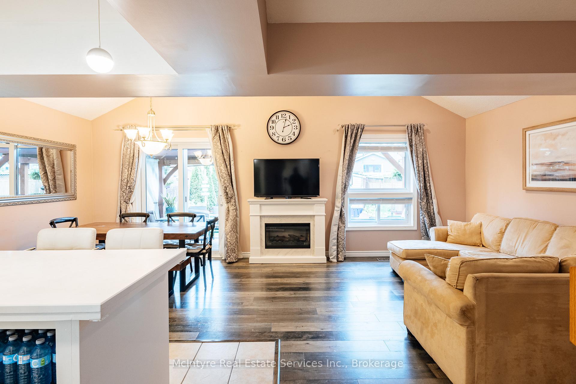 Photo 13 of 171 McNichol Drive, Cambridge, Little's Corners — HOMEH