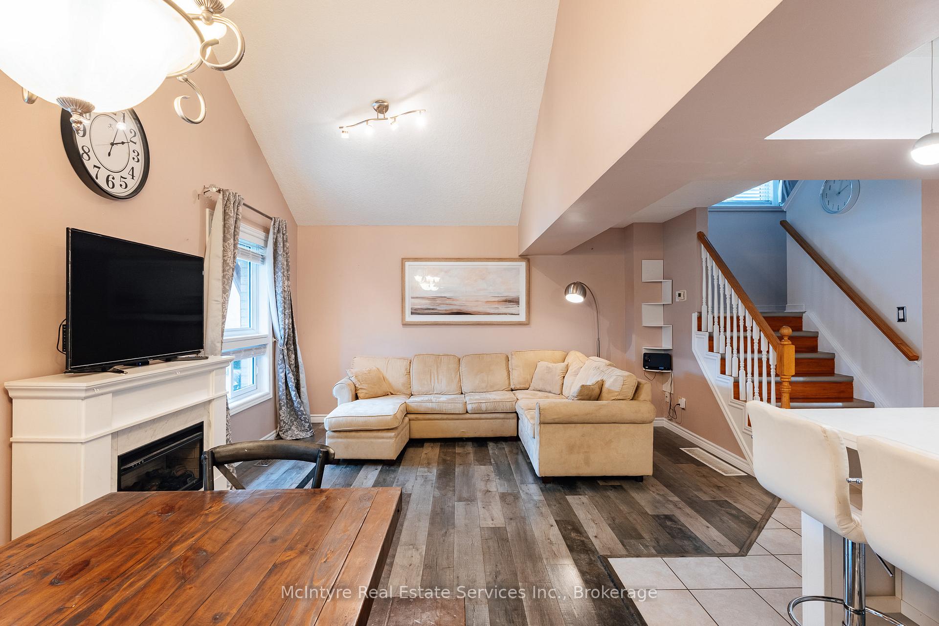 Photo 16 of 171 McNichol Drive, Cambridge, Little's Corners — HOMEH