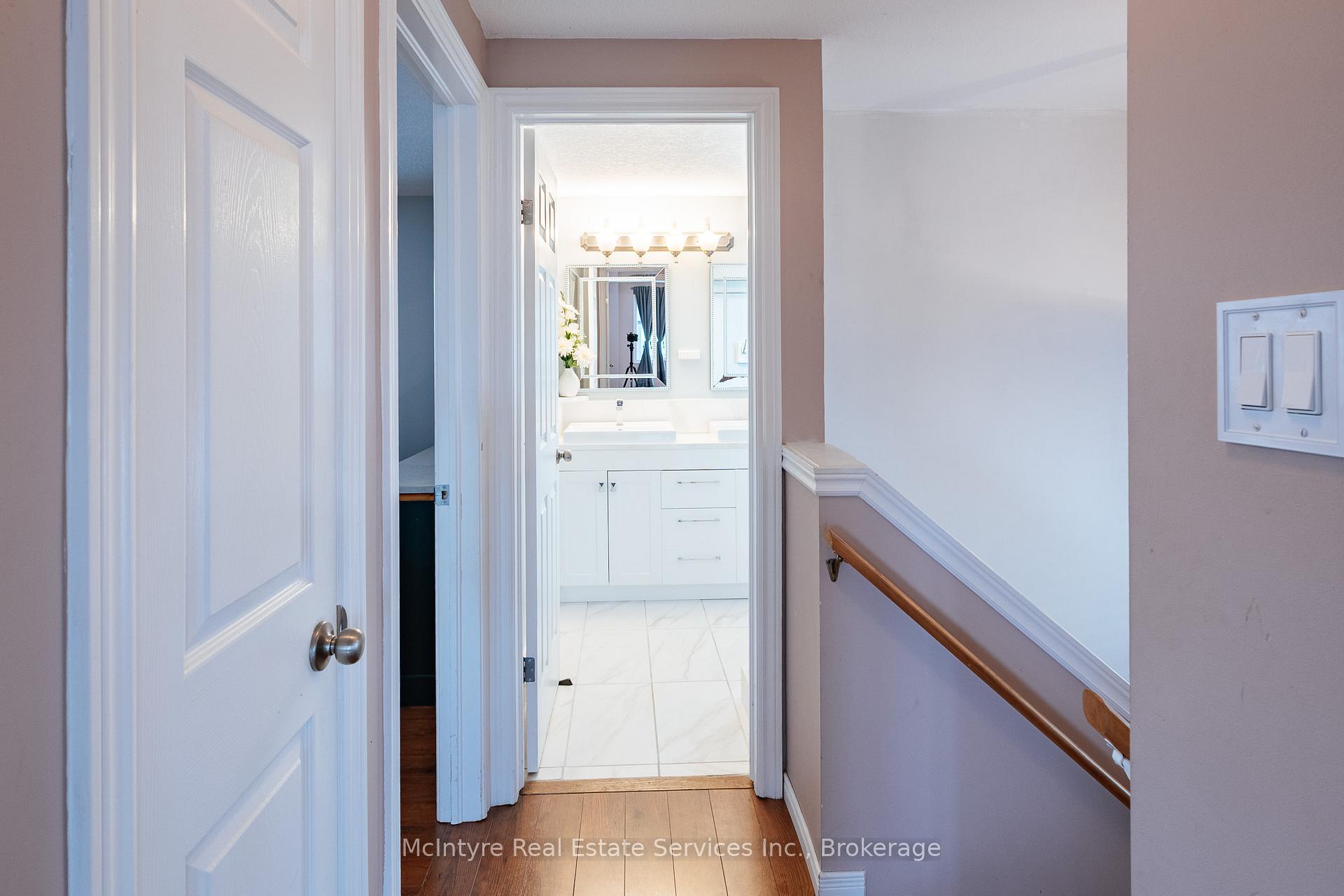 Photo 18 of 171 McNichol Drive, Cambridge, Little's Corners — HOMEH