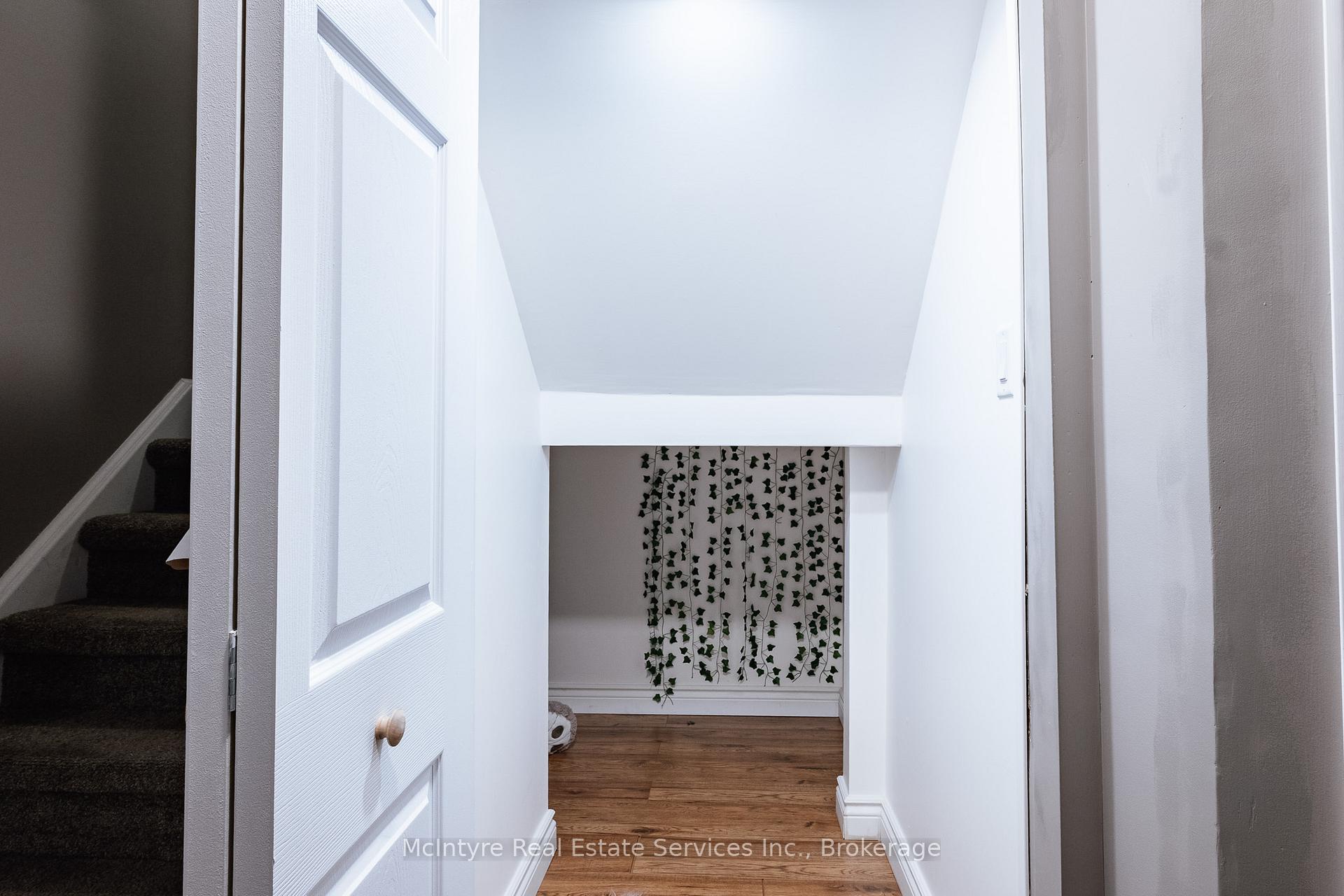 Photo 39 of 171 McNichol Drive, Cambridge, Little's Corners — HOMEH