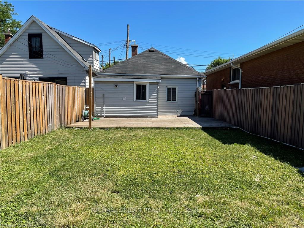 Photo 24 of 24 Vansitmart Avenue, Hamilton, Homeside — HOMEH