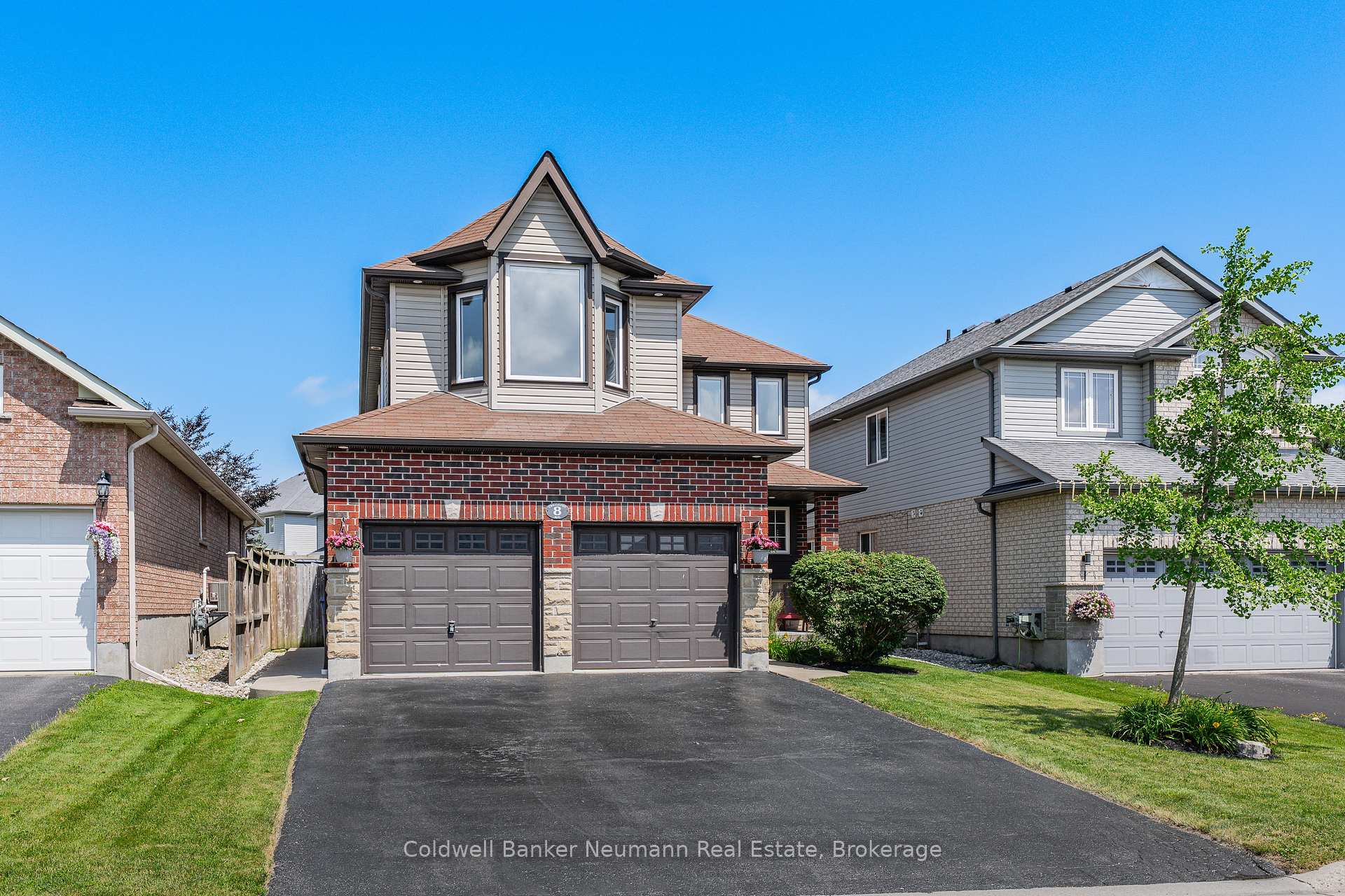 Photo 1 of 8 Creighton Avenue, Guelph, Grange Road — HOMEH