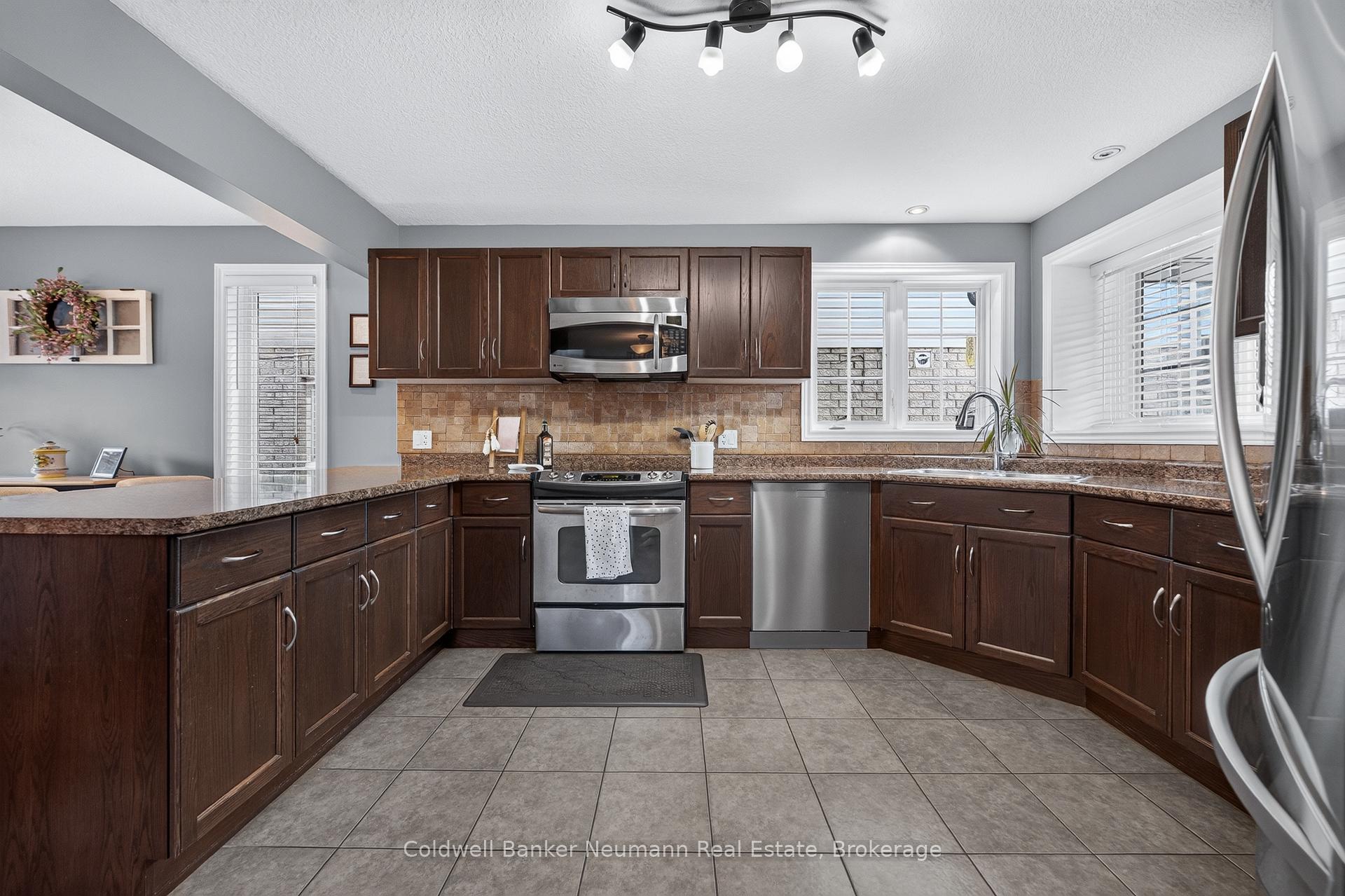 Photo 10 of 8 Creighton Avenue, Guelph, Grange Road — HOMEH